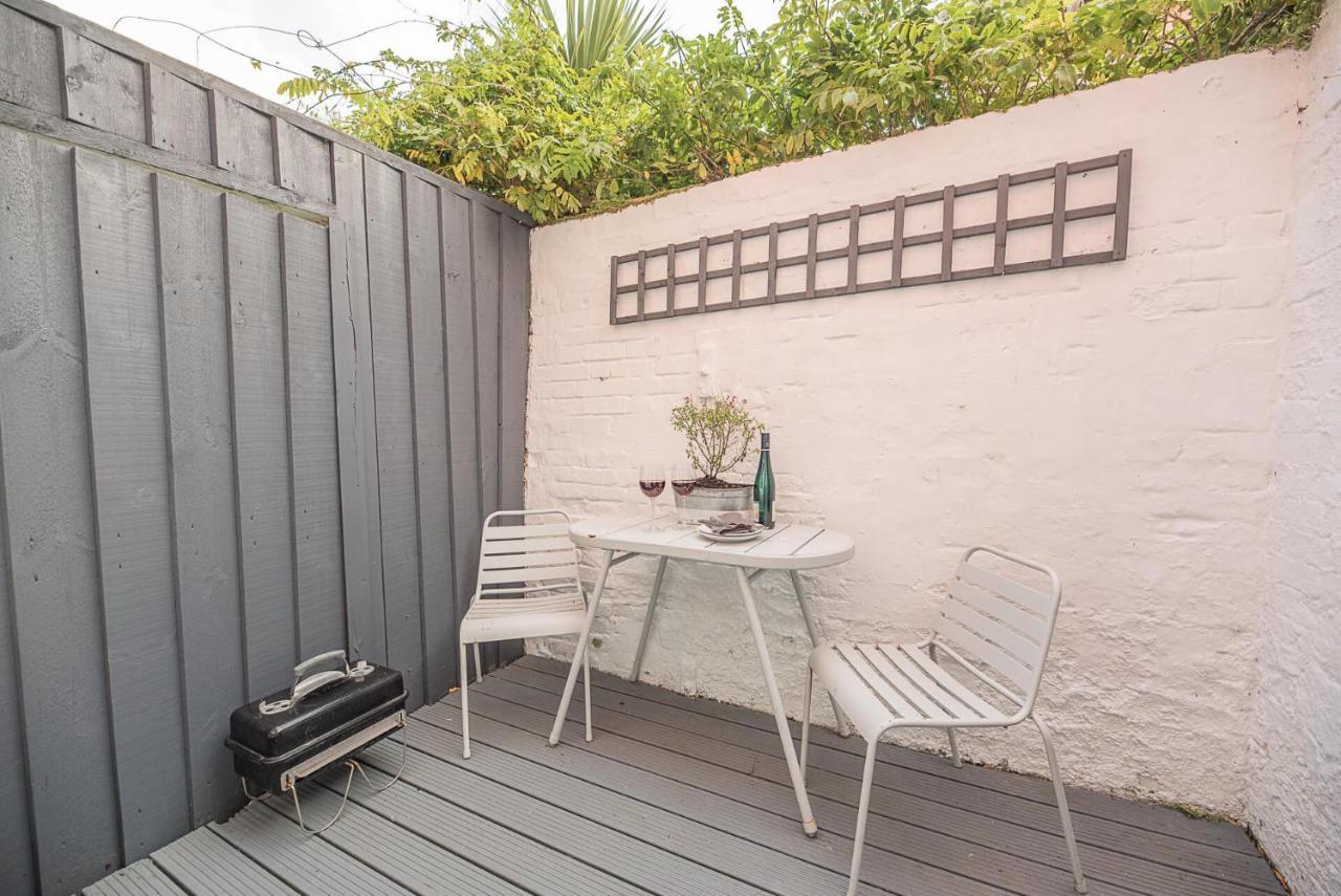 232a High Street, Holiday home